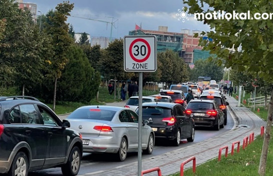 Automjetet, burimi kryesor i helmeve që i thithim çdo ditë