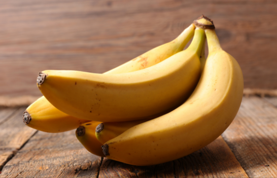 Sekreti për t’i mbajtur bananet të freskëta më shumë kohë