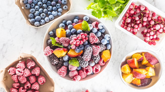 Cilat janë përfitimet e ngrënies së frutave dhe perimeve të ngrira?