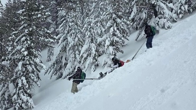 Tre skiatorë shkaktojnë ortek bore në Brezovicë, njëri prej tyre lëndohet