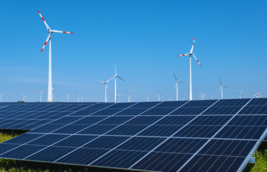 Paradoksi i gjelbër: Më shumë energji nga era dhe dielli, por edhe 12 miliardë euro më pak të ardhura
