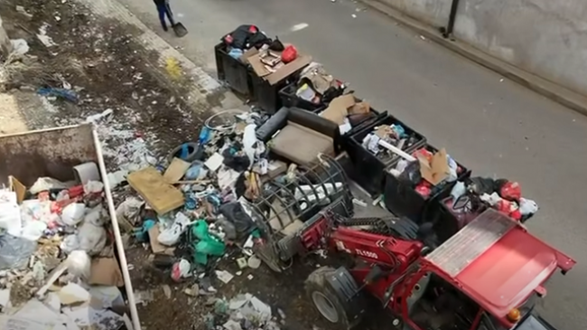 Pastrohet deponia ilegale në “Muharrem Fejza”
