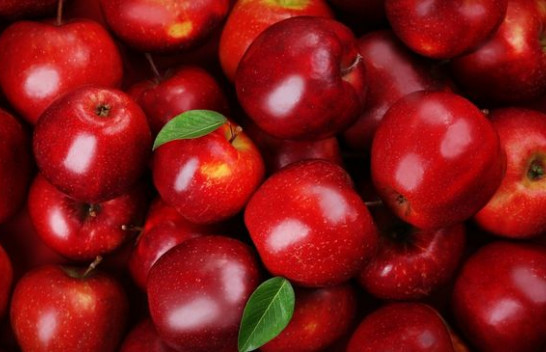 Çfarë po hamë?! Mollët në Evropë me pesticide shumëfishta