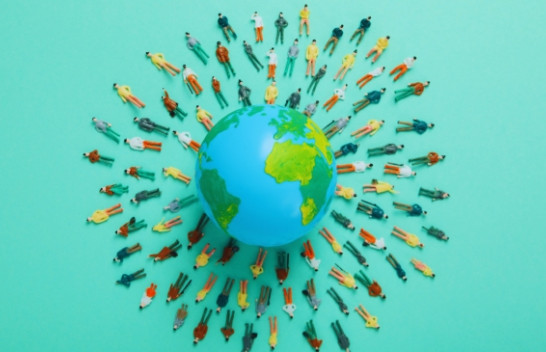 Popullsia globale njerëzore po e shtyn Tokën përtej pikës së saj të thyerjes