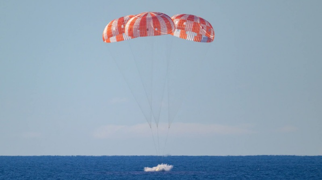Astronautët kthehen nga udhëtimi rreth Hënës: Ata shkuan më larg se kushdo tjetër më parë