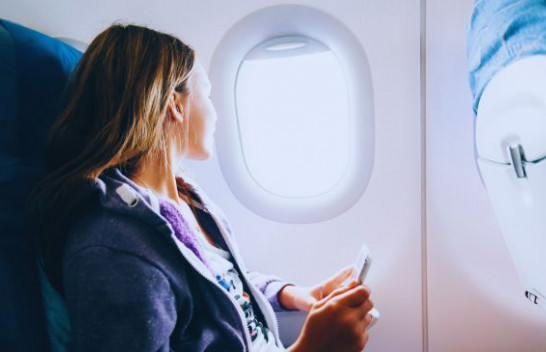 Udhëtoni me aeroplan? Ja dy gabime që një mjek ju këshillon t’i shmangni