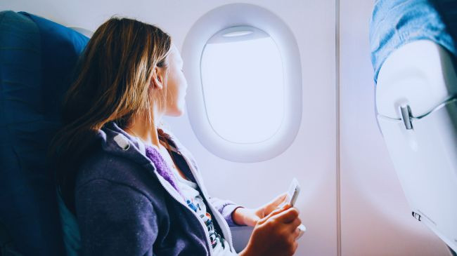 Udhëtoni me aeroplan? Ja dy gabime që një mjek ju këshillon t’i shmangni