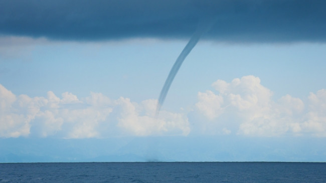 Ksamil – Fenomen i rrallë atmosferik mbi det