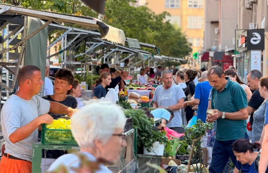 Rikthehet tregu mobil në Prishtinë, prodhimet vendore më afër qytetarëve