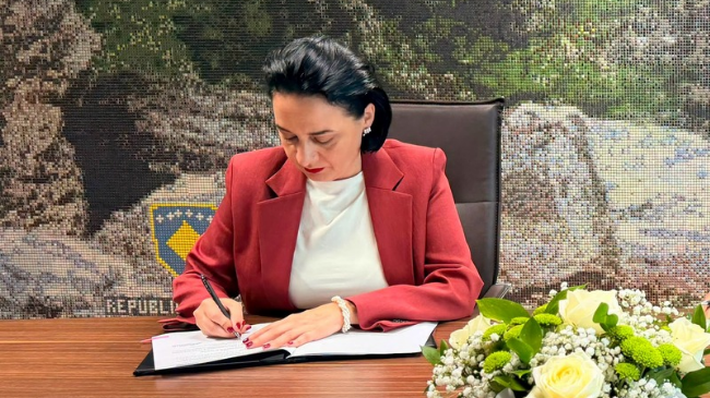 Ministrja Pacolli: Mbrojtja e mjedisit bëhet detyrim për çdo organizator të ngjarjeve publike