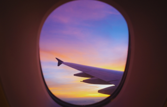 A e dini pse dritaret e aeroplanëve janë të rrumbullakëta ose ovale, jo katrore?