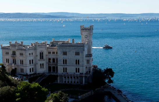 Regata më e madhe në botë u mbajt në Trieste, shikoni si dukej